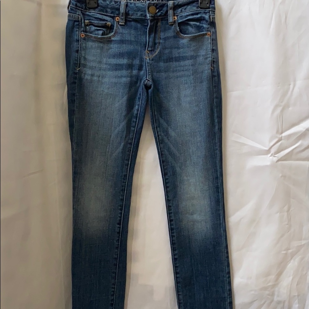 American Eagle size 0 long skinny stretch jeans